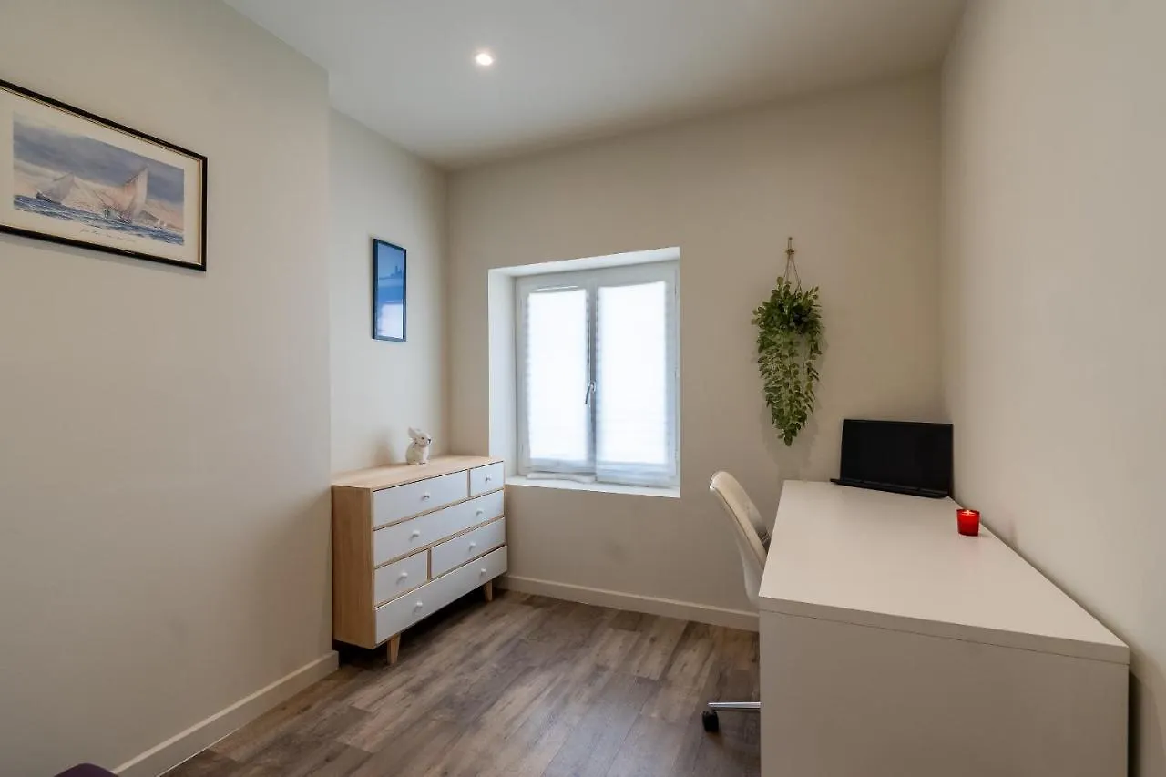 Standing Vieux Port 110 M2, Marseille Apartment 0*,