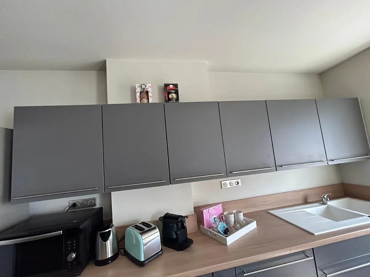 Standing Vieux Port 110 M2, Marseille Apartment