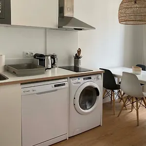 Appartement T2 Climatise Dans L'hyper-centre De, Marseille